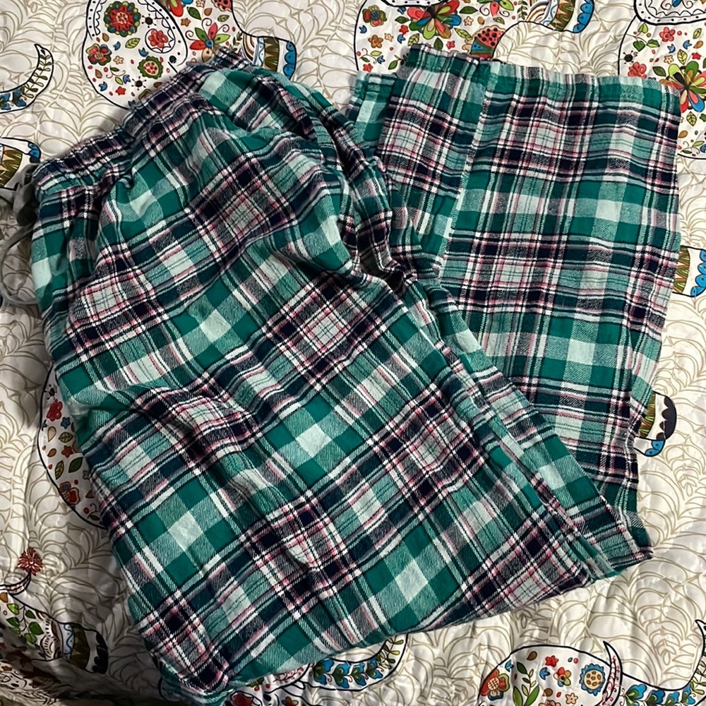 Plaid lounge pants with pockets